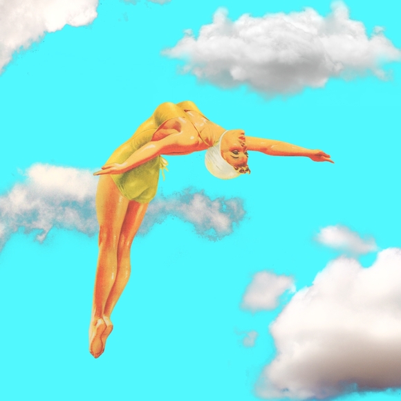 Meet your Posher, Llanah - Picture 1 of 2